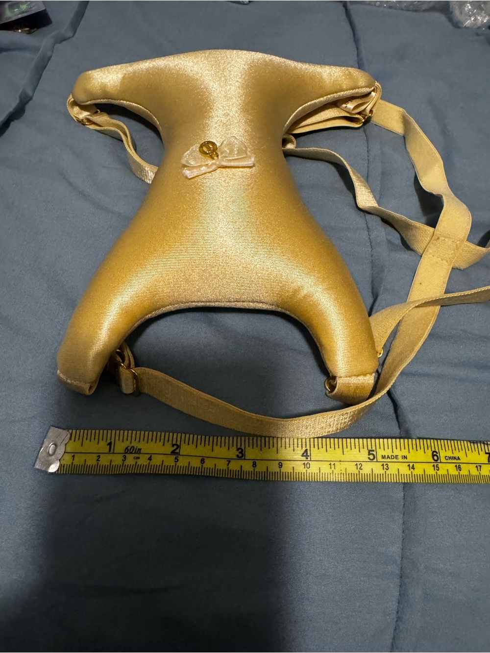 Intimia Breast Pillow - Gold - Picture 2 of 8